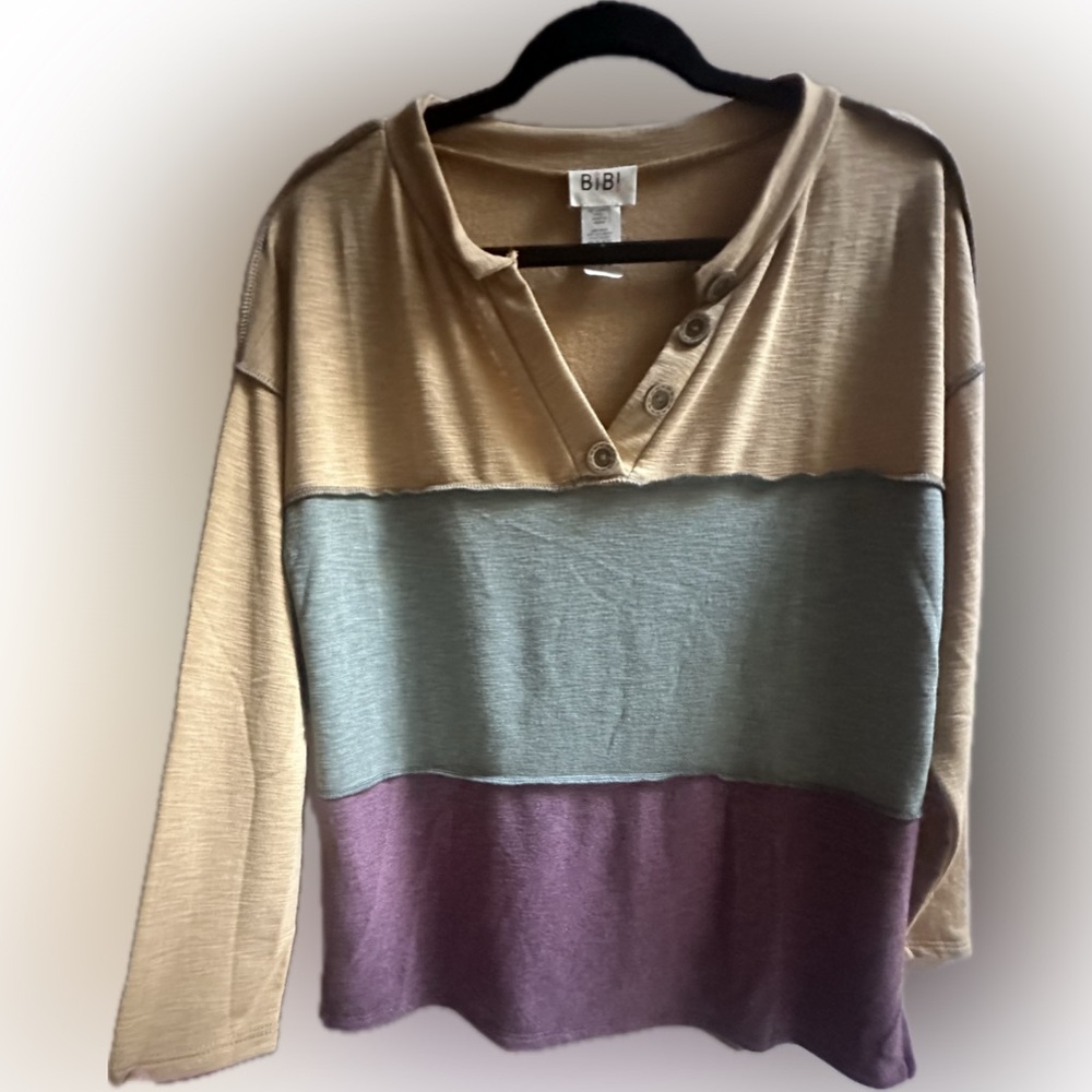 NWOT BiBi Colorblock textured long sleeve Shirt - Tan, Green, Purple size Small